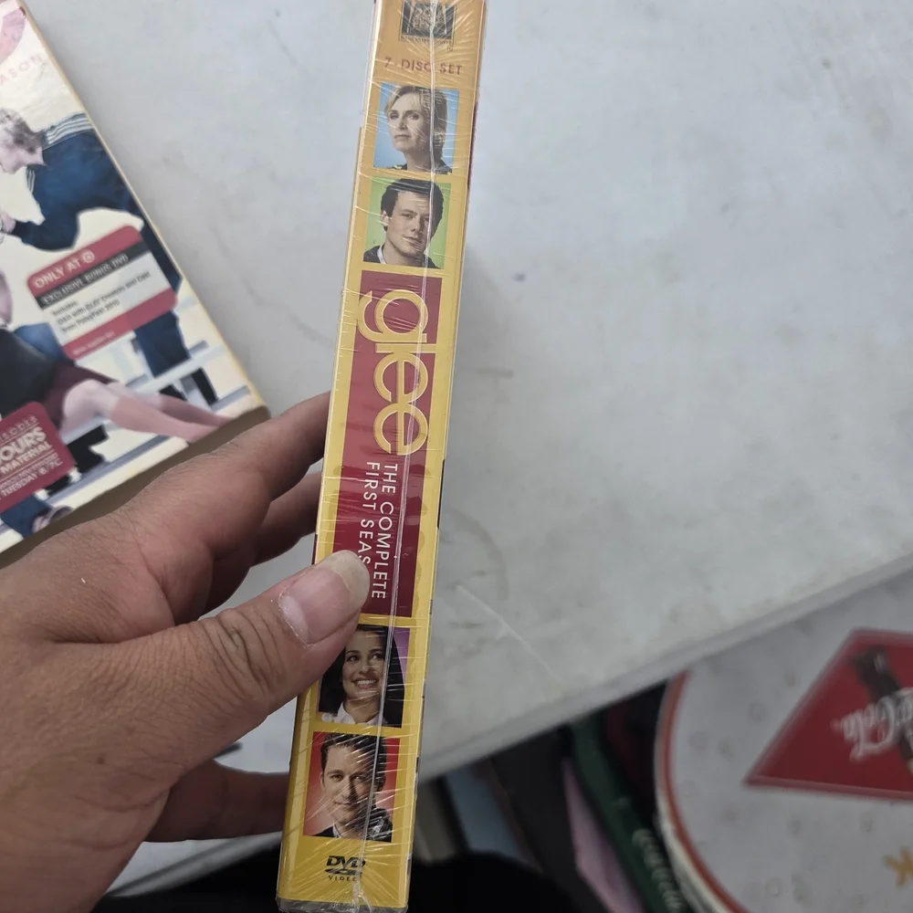 Glee The Complete First Season 7-Disc Set